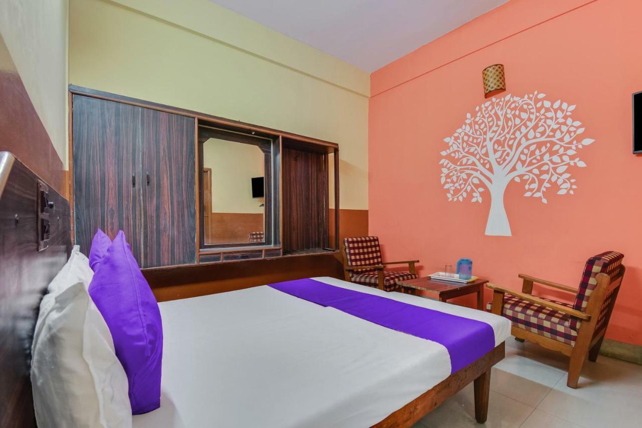 Spot On 48699 Hotel Pawansree Deluxe Lodge Bangalore Exterior foto